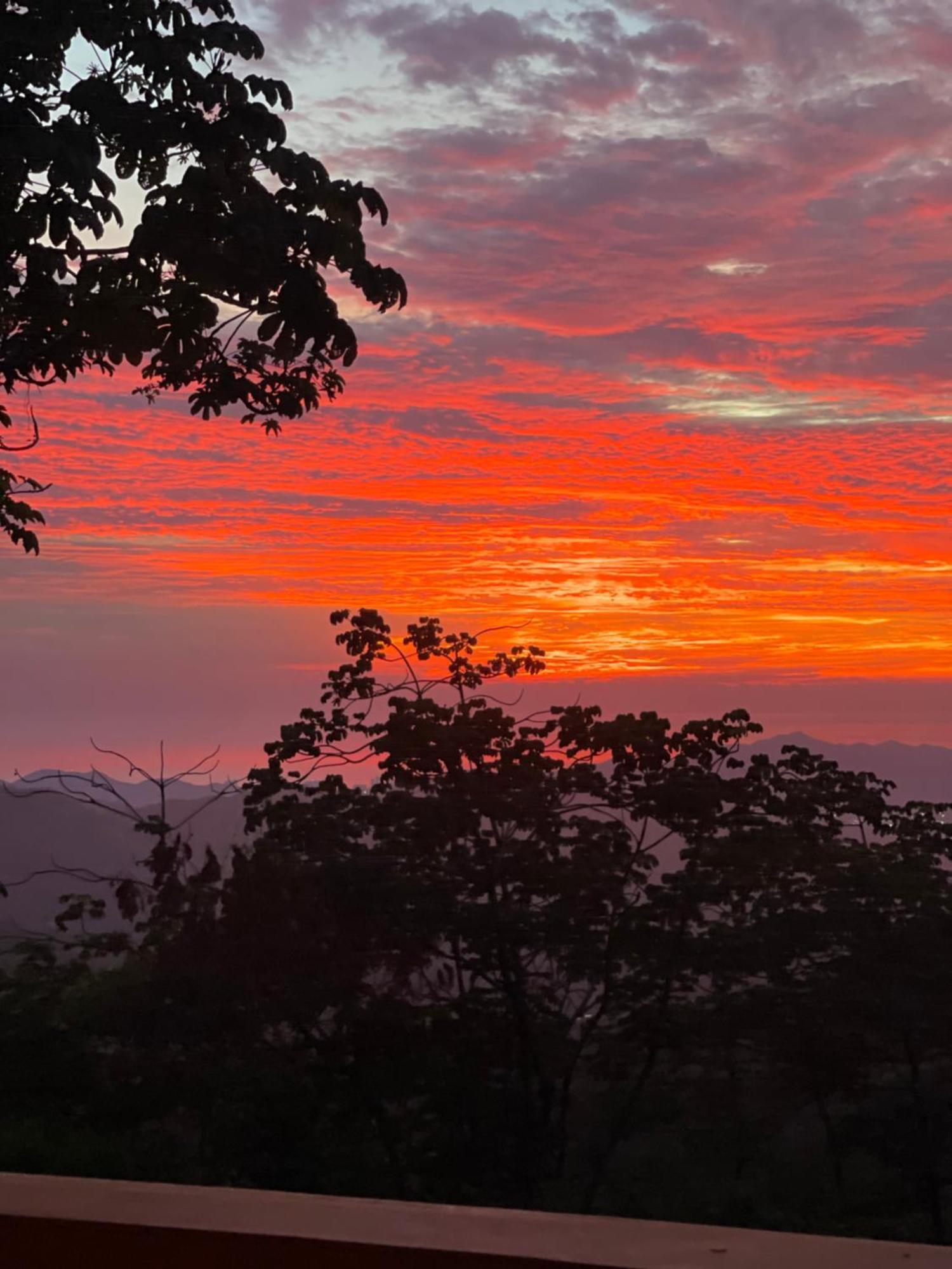 Sunset Serenata Minca Exterior photo